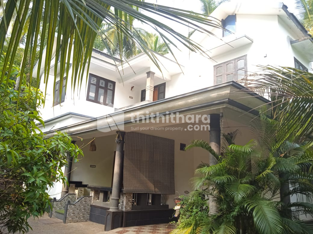 4 BHK Independent House available for Sale in Kottakkal Malappuram
