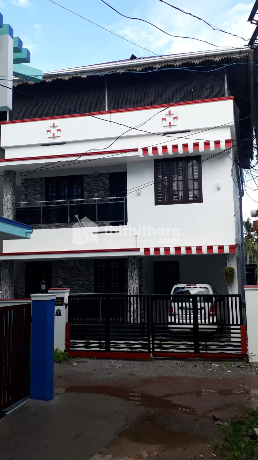 4bhk Independent  House available for Sale in Ulloor Thiruvananthapuram