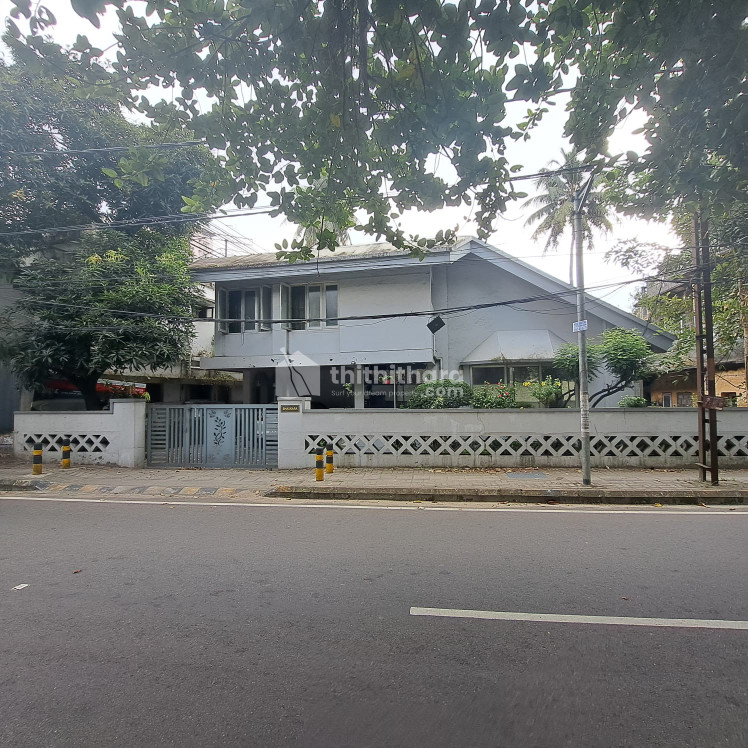 3 BHK  House for Sale in Ravipuram, Near MG Road Kochi