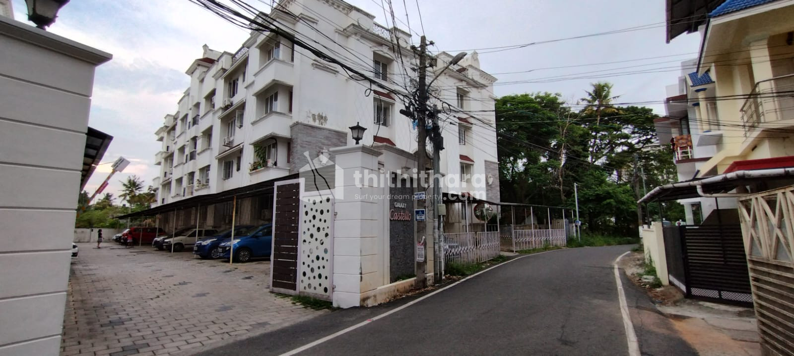 2 BHK Flat for Sale in Vytila Ernakulam