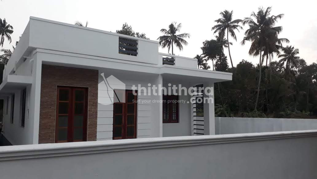 2BHK House For Sale in Vypen, Ernakulam