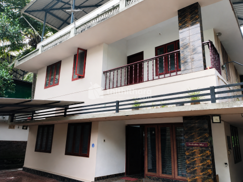 4BHK House For Sale In Karikamkulam Kozhikode