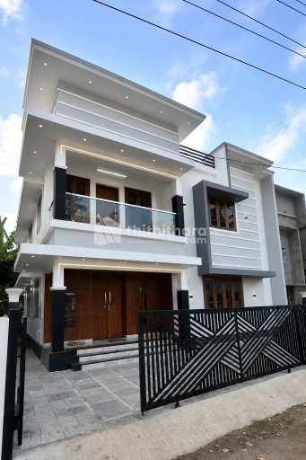4BHK House For Sale In Mannuthy Thrissur