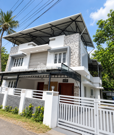5BHK House For Sale In Ollur Thrissur
