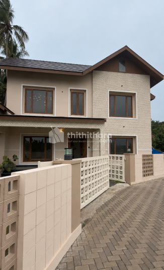4BHK House For Sale In Kuttoor Thrissur