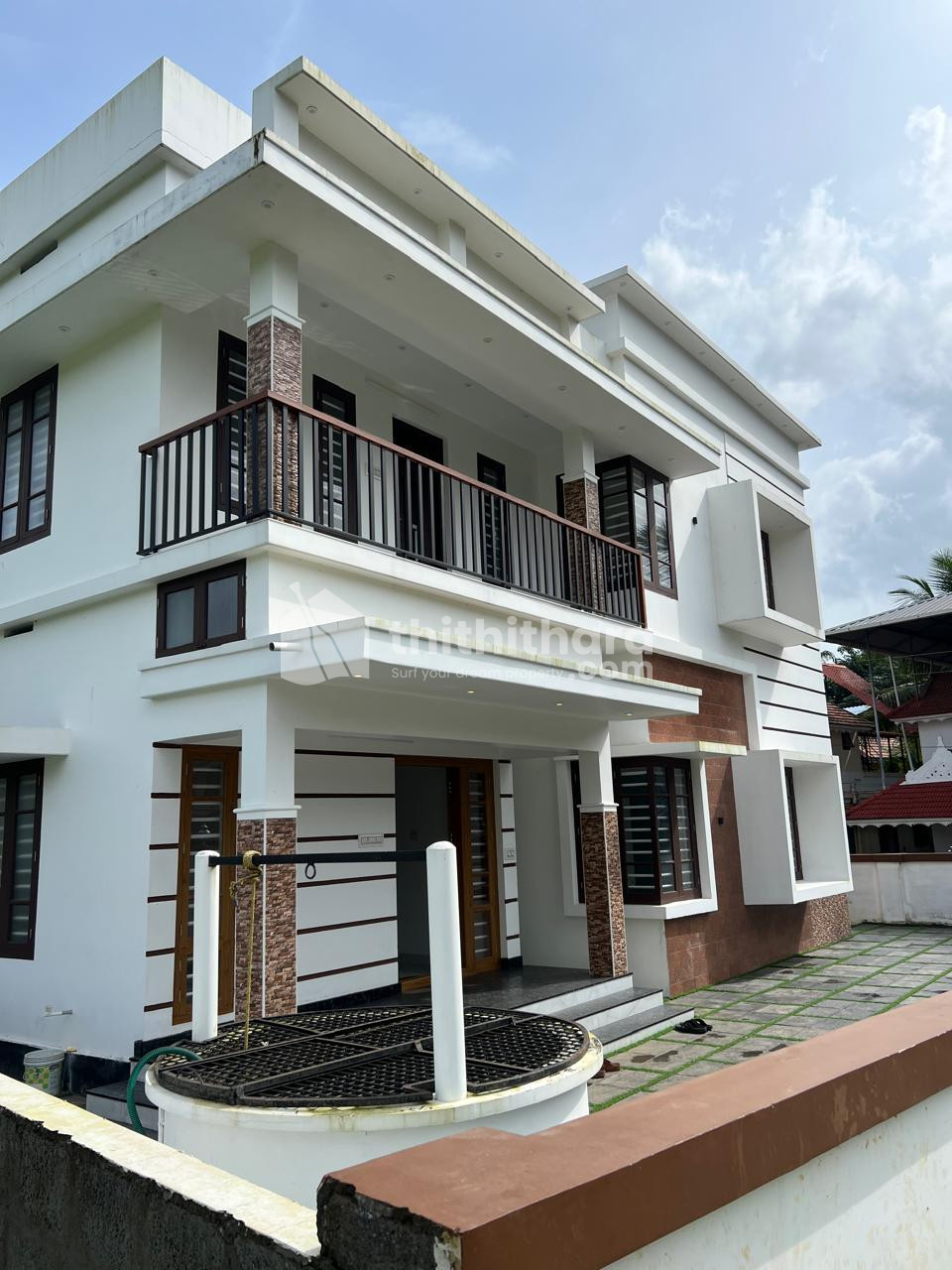4BHK House For Sale In Kolazhy Thrissur