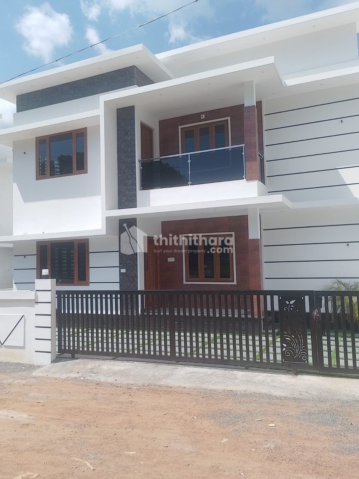4 BHK House For Sale In Kolazhy Thrissur