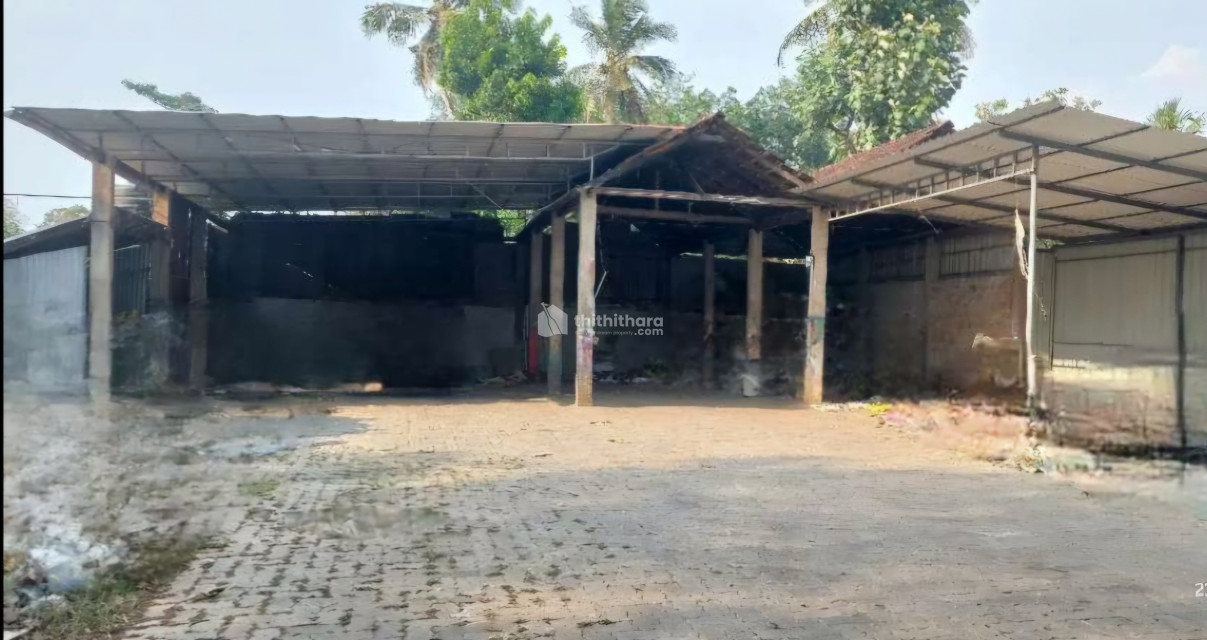 2500sqft shed for rent