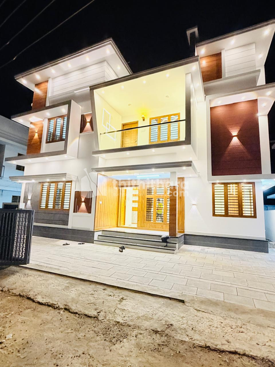 4BHK House For Sale In Vellanikkara Thrissur
