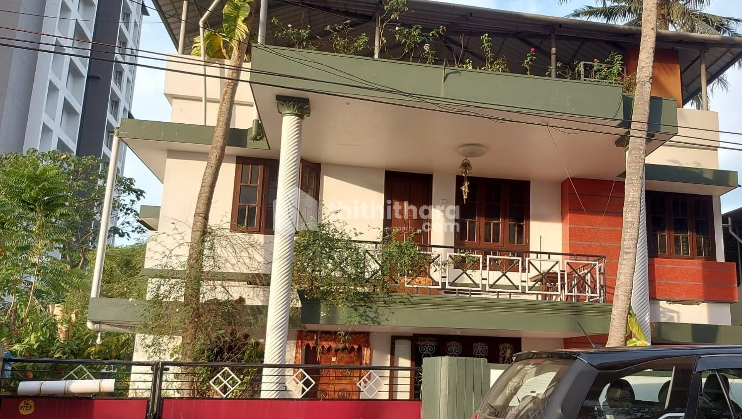 10 cents of land and 2500 sq ft double storied house