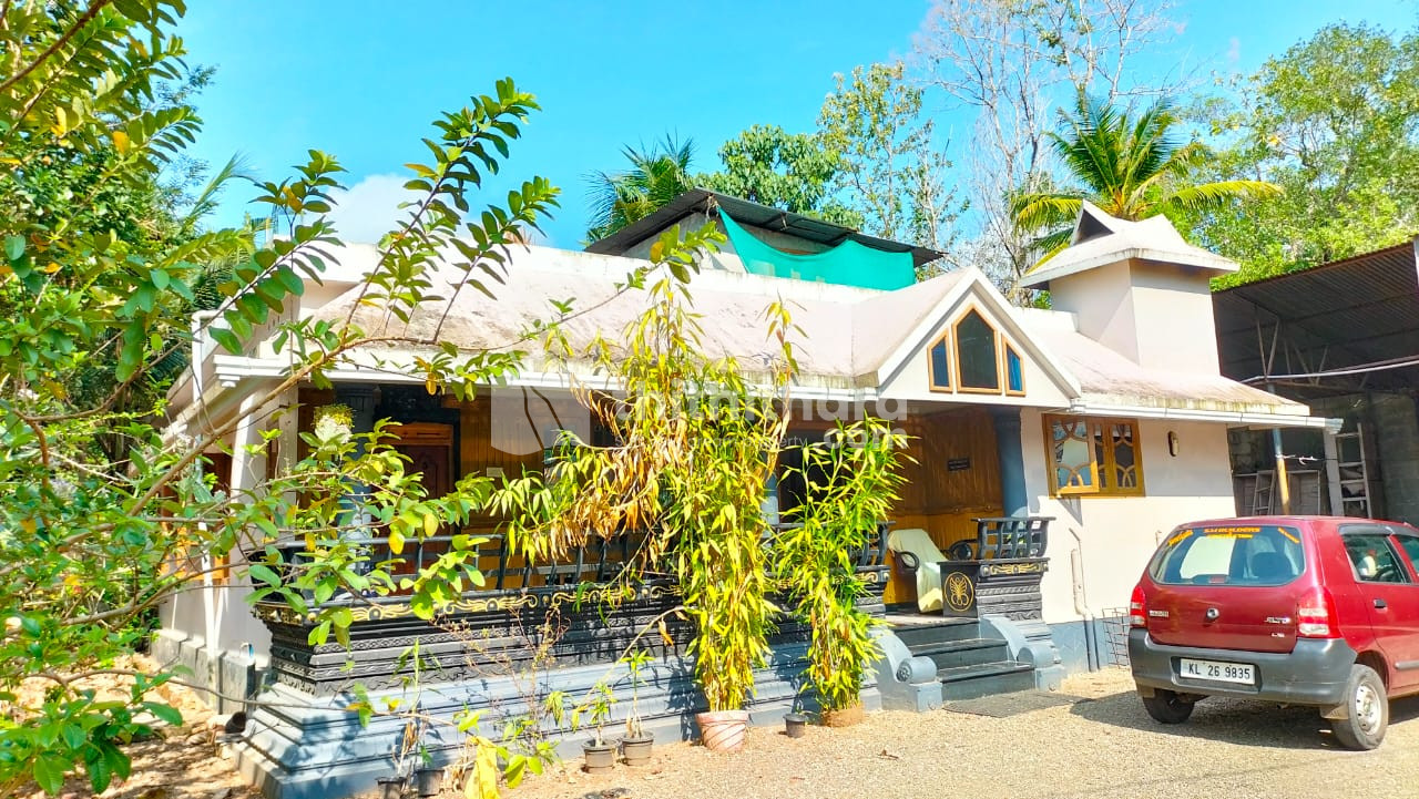 20 cent land, house with out house for sale in Alappuzha, Nooranad