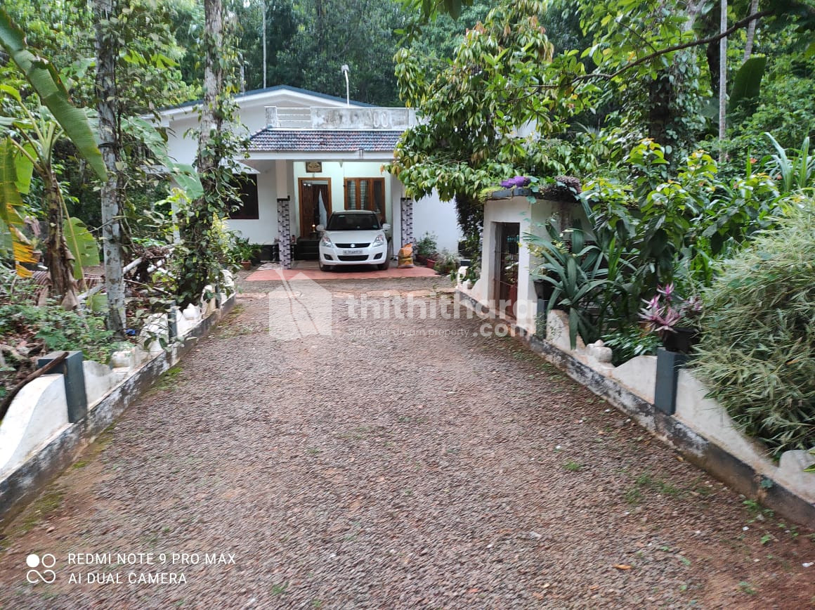 House for rent or lease at Pambady Kottayam