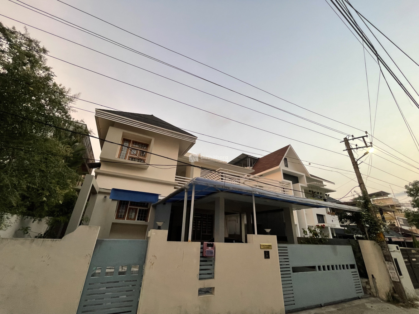Fully furnished 3500sqft independent House at Edappally, Ernakulam 