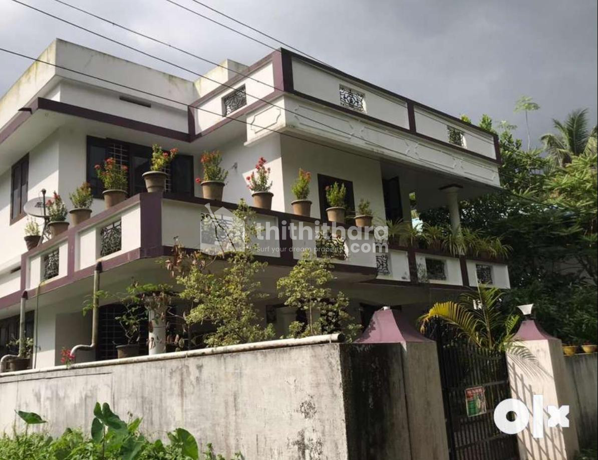കൊടുങ്ങല്ലൂർ, കാവിക്കടവ്, അഞ്ചു സെന്റ് സ്ഥലം 1850 സ്‌കൊയർ ഫീറ്റ് രണ്ടു നില വീട് ഉടൻ വില്പനക്ക് 