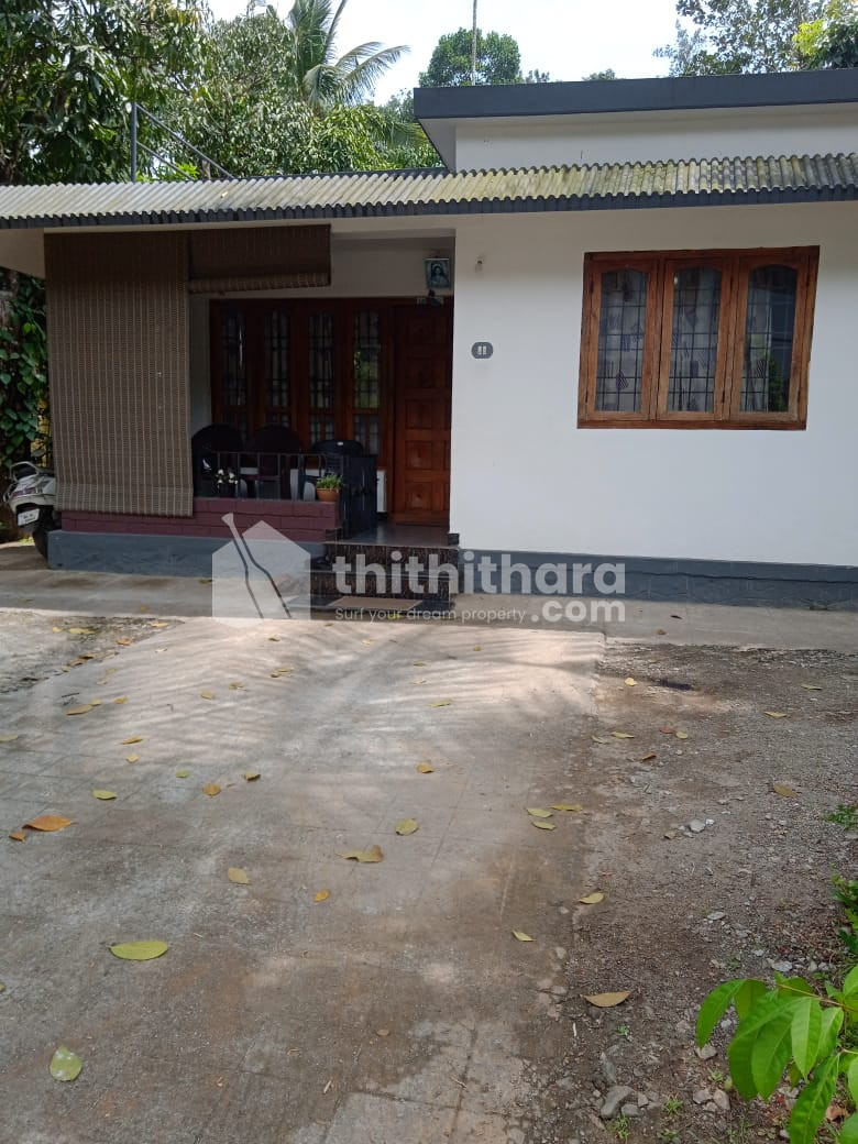 3 BHK Independant House available for Sale in Onivayal Wayanad