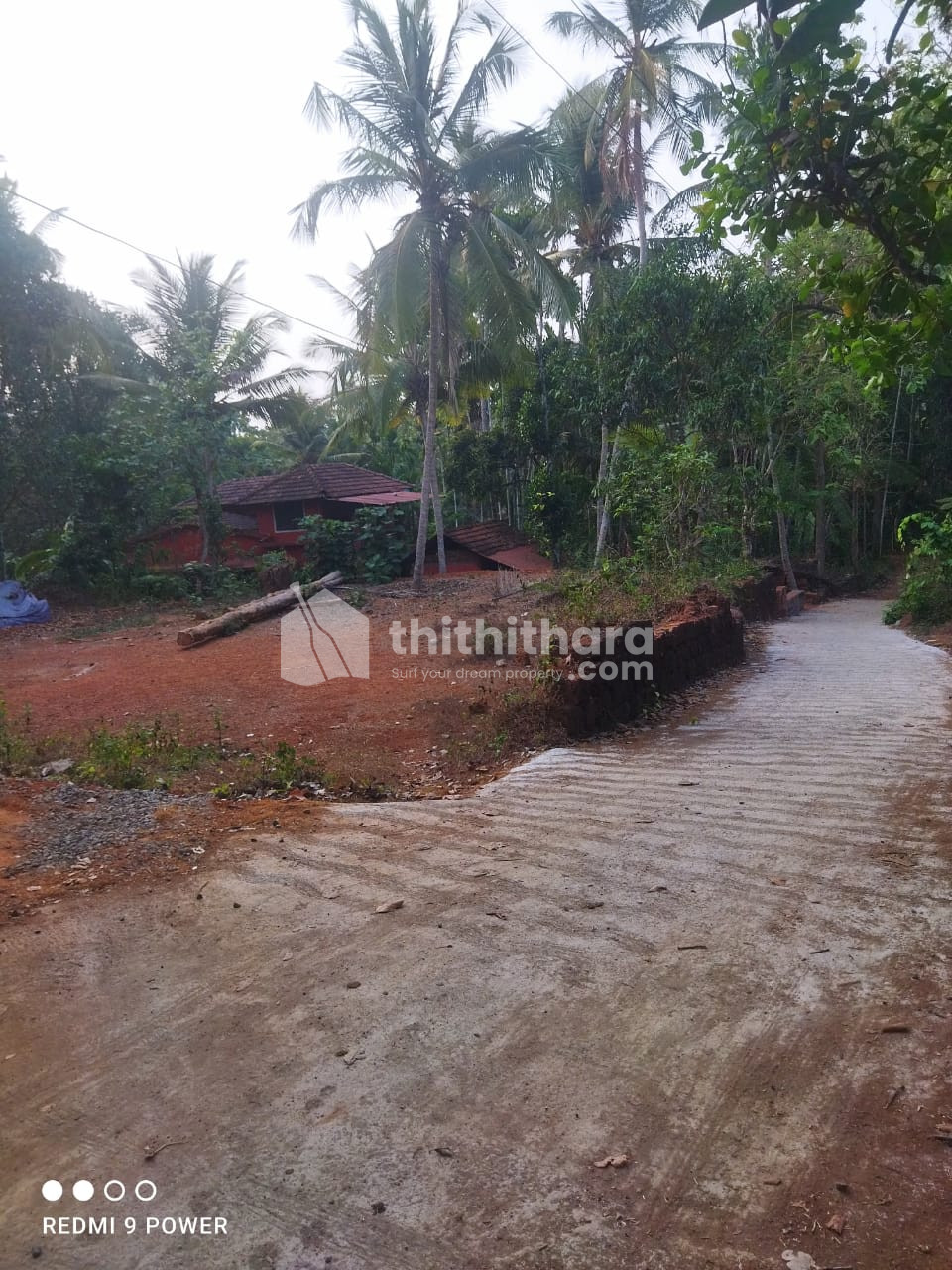 20 cent land for sale at Olipram road ,Calicut university