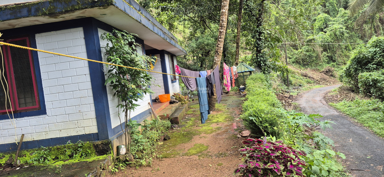 3BHK Independent House available for Sale in Kanhangad Kasaragod