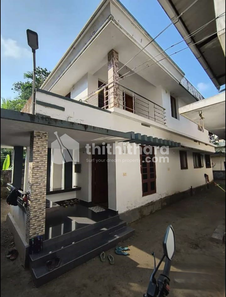 3 BHK Independent House available for Sale in Koorkkenchery Thrissur