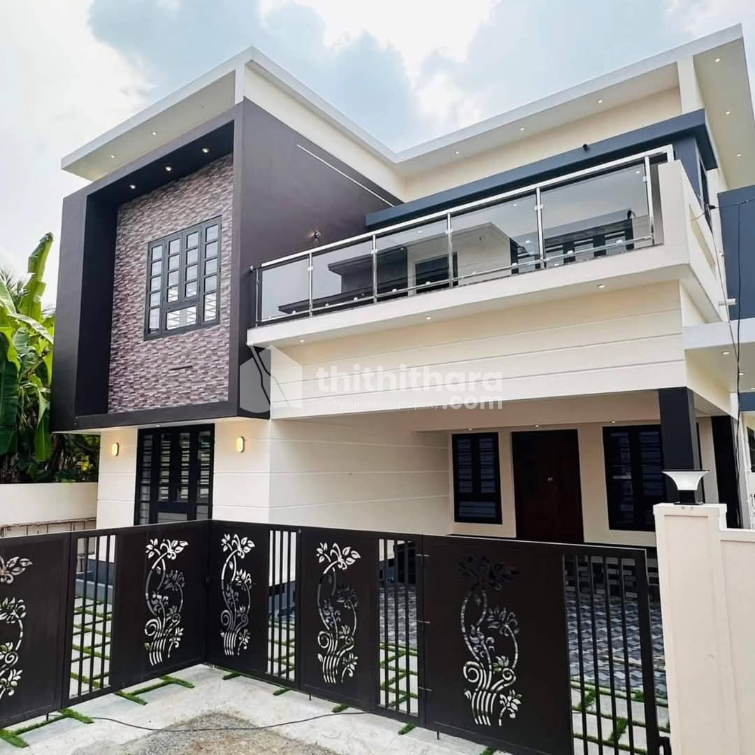 Villa Available for Sale in Aluva Ernakulam