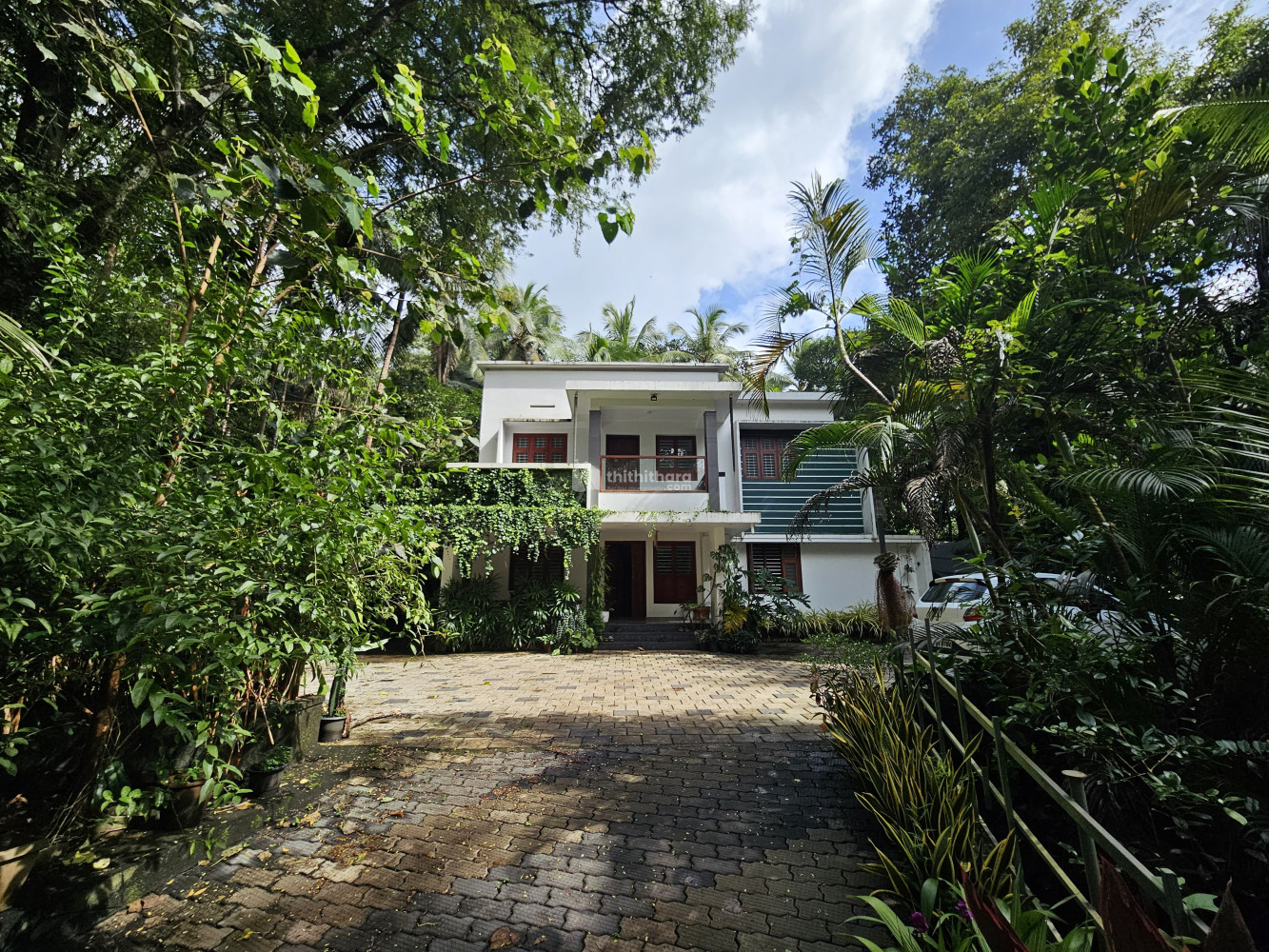 4BHK Independent House for sale in Balussery Kozhikode