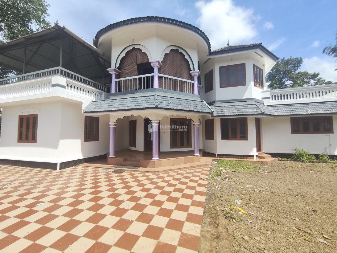 6BHK Independent House Available for Sale at Manarcadu Kottayam