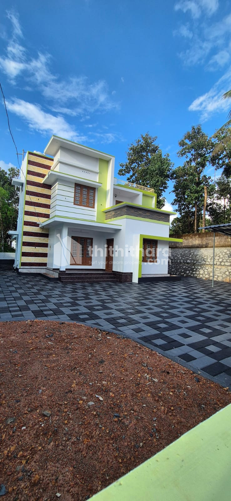 3BHK Independent  House available for Sale in  Chalakudy, Thrissur